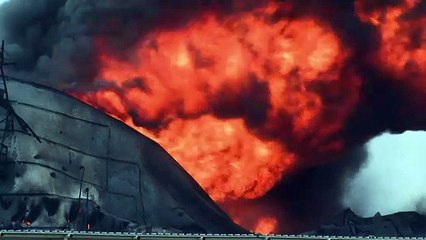 ألسنة لهب تتصاعد من موقع نفطي بعد قصف تركي على شمال شرق سوريا