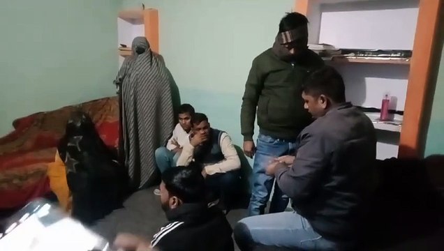 देह व्यापार: मकान मालिक गिरफ्तार, अन्य की तलाश