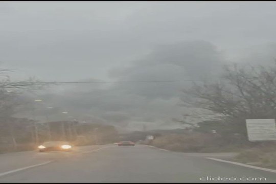 Incendio a Malagrotta, alta colonna di fumo: le immagini - Video