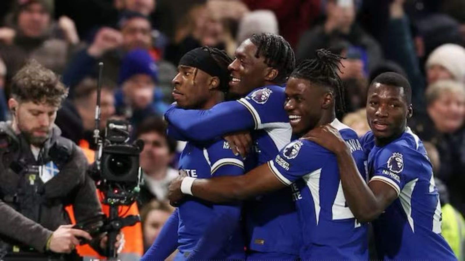 Pochettino defends Chelsea's Jackson after fan jeers in Wolves defeat