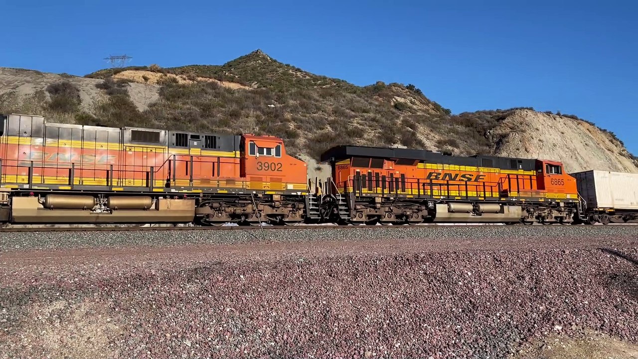 BNSF 7100 Leads Westbound Intermodal Train Passes Through Blue Cut CA