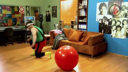 Lud Zbunjen Normalan (15 Epizoda)  S1.E15 ∙ Igre na nesrecu