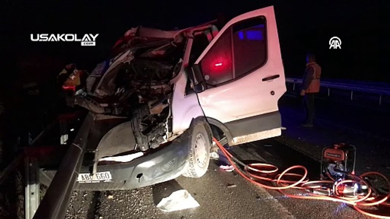 Uşak'ta Bariyerlere Saplanan Araç'taki Ramazan Yılmaz Hayatını Kaybetti