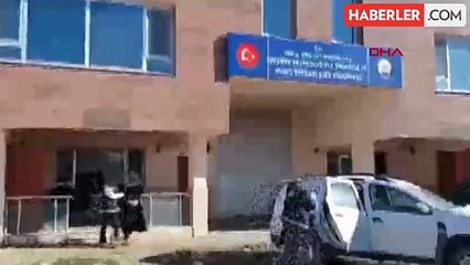 Van'da göçmen kaçakçılarına operasyon: 9 tutuklama