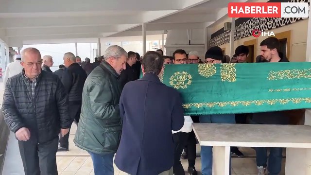 İstanbul'da sokak ortasında kıskançlık cinayeti: Sopayla başına defalarca vurup öldürdü