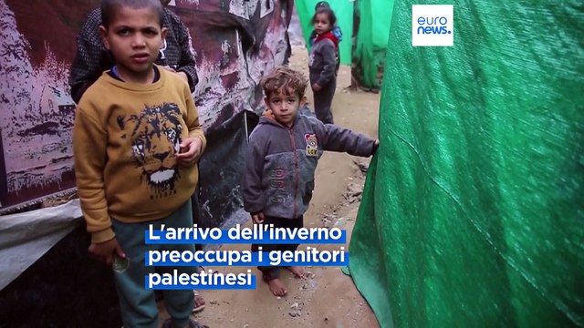 Striscia di Gaza, gli sfollati resistono al freddo e alla fame. L'allarme Onu: Carestia incombente