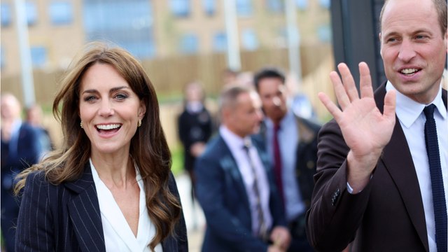 VOICI : Kate Middleton et le prince William postent une adorable photo de leurs trois enfants pour Noël