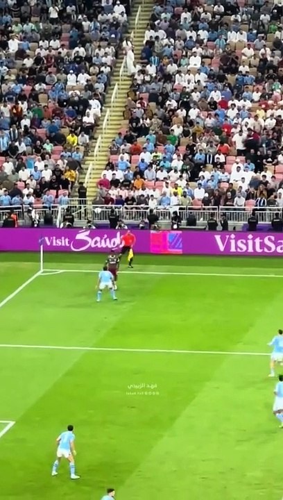 Fluminense against Manchester City / Manchester City maçında Fluminense.