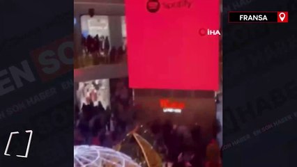 Fransa'da İsrail'in öldürdüğü çocukların adlarının yazılı olduğu broşürler AVM'de dağıtıldı