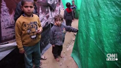 Gazzeliler soğuk havayla da mücadele içinde