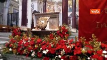 Il pranzo di Natale con i poveri della comunit? di Sant'Egidio a Santa Maria in Trastevere