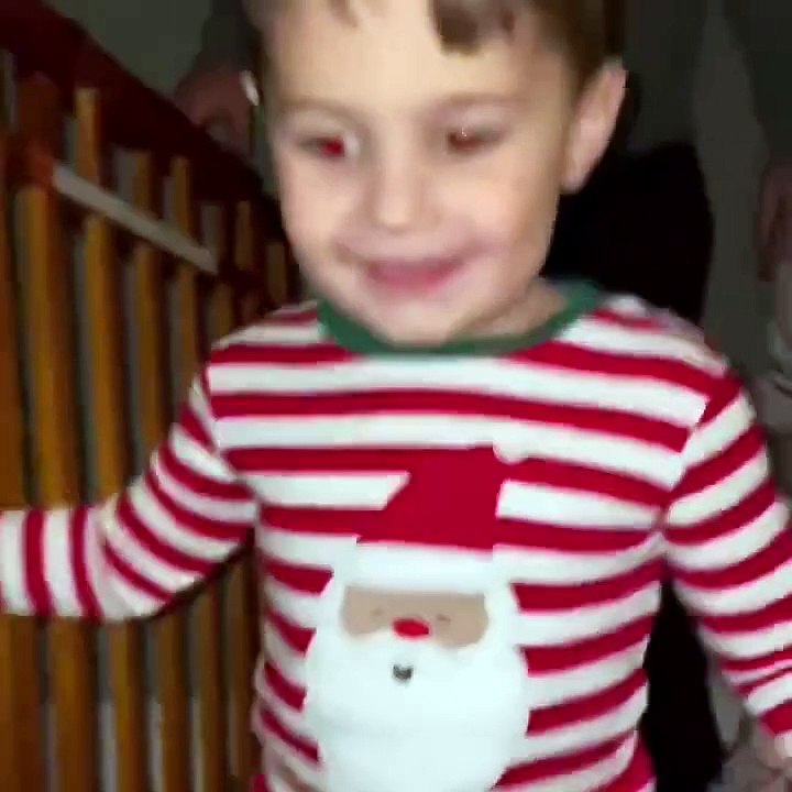 Magie de Noël : Les Frères Monte en Mission Secrète pour Surprendre le Père Noël