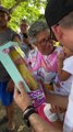 Wisin regaló juguetes a los niños venezolanos