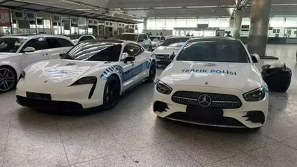 Suç örgütlerinden ele geçirilen 23 araç İstanbul Emniyet Müdürlüğü'ne verildi