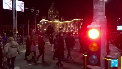 Por décimo día consecutivo, manifestantes serbios denuncian fraude electoral