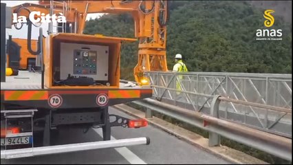 Le verifiche dell'Anas sul viadotto "Acquarulo" della strada statale 18