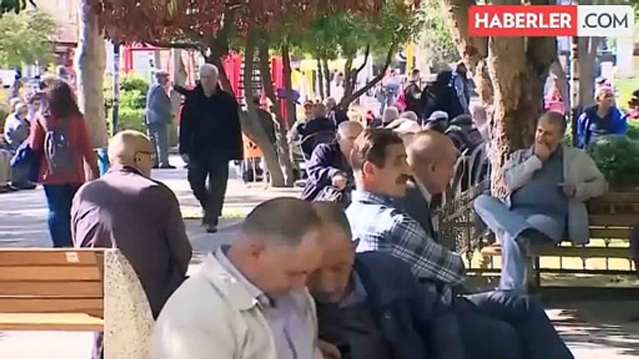 Çalışan emekliler 5 bin liralık ikramiye ne zaman yatacak? 4A, 4B, 4C ödeme tarihi! Emeklilere ikramiye ayın kaçında yatacak?