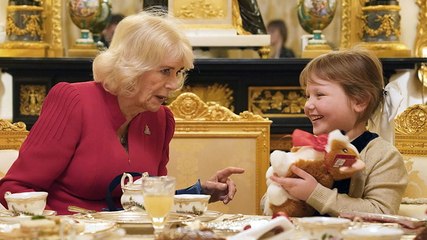 Blind girl with brain tumour sings for Queen after being invited to Windsor Castle for tea