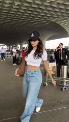 Janhvi Kapoor's Casual Airport Look Is Too Classy?