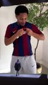 Vitor Roque ya posa con la camiseta del FC Barcelona