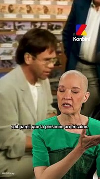 Elle est la voix derrière le chant le plus magique de notre enfance - L’histoire de la vie (Le Roi lion).Debbie Davis nous parle de son métier de chanteuse et de comédienne de doublage.