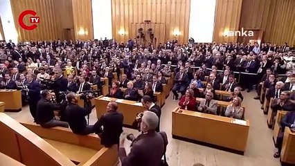 CHP lideri Özgür Özel şehit cenazesindeki provokasyonu anlattı:  Hepsinin ismi ortaya çıkıyor...