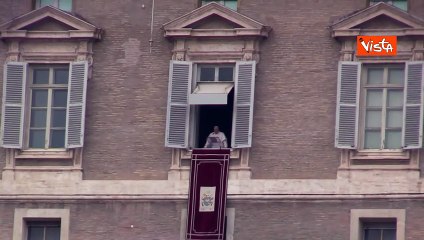 Papa Francesco: "In Ucraina, Siria e Gaza un deserto di morte, lottiamo per la pace"
