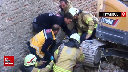Kadıköy'de işçi molozların arasında kaldı