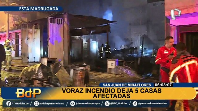 Incendio en SJM: fuego arrasa con cinco viviendas tras celebraciones por Navidad