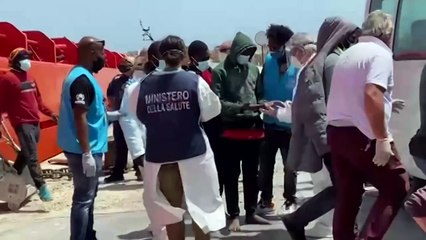 Sbarchi a Natale, a Lampedusa 278 migranti
