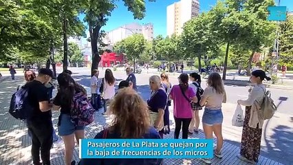 Pasajeros de La Plata se quejan por la baja de frecuencias de los micros