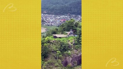 Homem é resgatado de helicóptero ao passar mal durante subida em morro de Matinhos