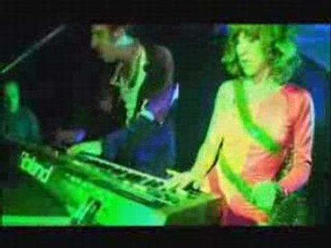 Gonzales with Feist - Live at Trash
