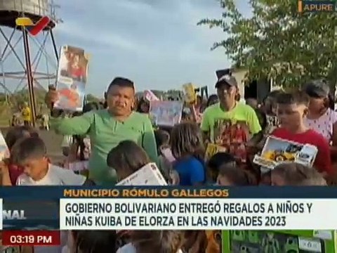 Niños y Niñas de Kuiba de Elorza mcpio. Rómulo Gallegos recibieron regalos en Navidad