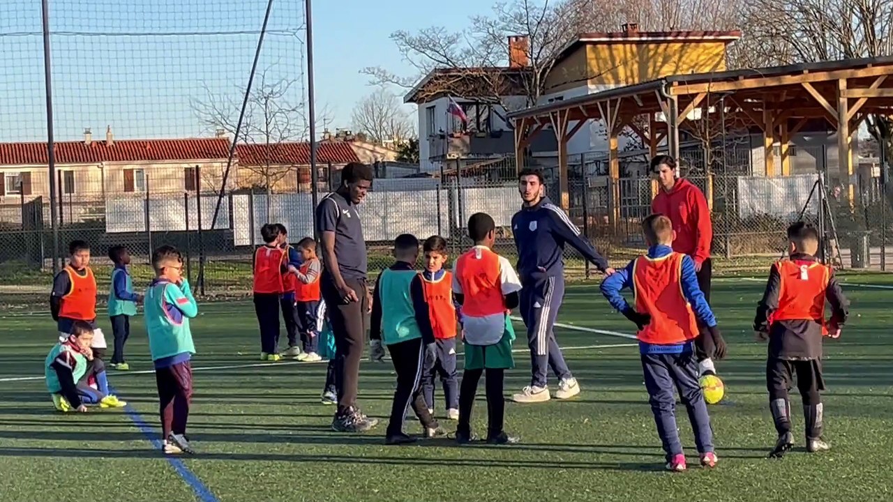 Stage de Noël UGA JUNIOR FOOT ACADÉMIE 32ème Édition sous un magnifique soleil !