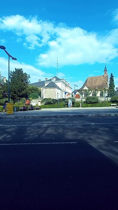 Chartes Bus 1 Direction Barjouville - Pluviers  #france #bustour #bus #frenchcity #francetour  (47)