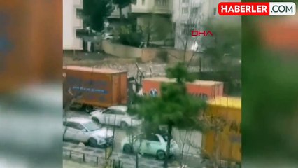 Kadıköy'de Tehlikeli Çalışma Anı Kamerada