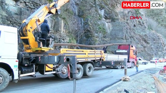 Ordu'da heyelan nedeniyle kapanan yol yeniden açıldı