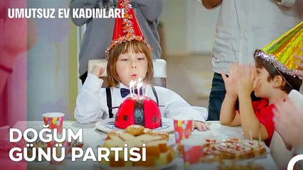 Yasemin'in Gururlu Anne Modu Açık - Umutsuz Ev Kadınları 100. Bölüm