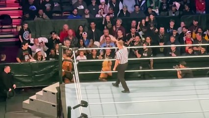 Becky Lynch vs Zoey Starks - WWE Live MSG 12/26/2023