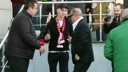 Yunanistan'a giden Fatih Terim sorulara yanıt vermedi