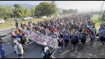 Usa, migliaia di migranti in attesa di passare il confine nel nord del Messico