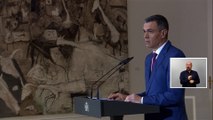 Sánchez anuncia la prórroga de los impuestos a banca y a energéticas