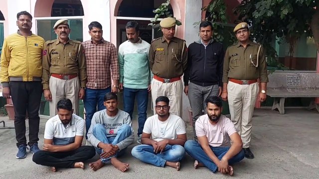 फाइनेंस पर महंगे मोबाइल खरीदने वाले मेवात के 4 शातिर ठग पकड़े