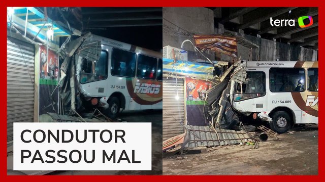 Motorista de ônibus desmaia ao volante e deixa nove feridos no RJ