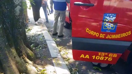 Motociclista fica ferido após colisão com Jeep Renegade no Centro