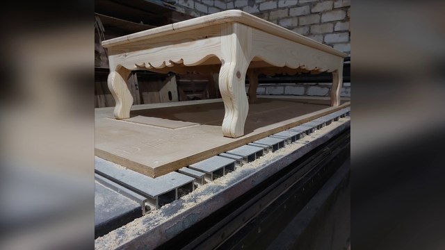 تصنيع طبليه خشب مقاسات طاولة الطعام | Manufacture of wooden pallets of dining table sizes