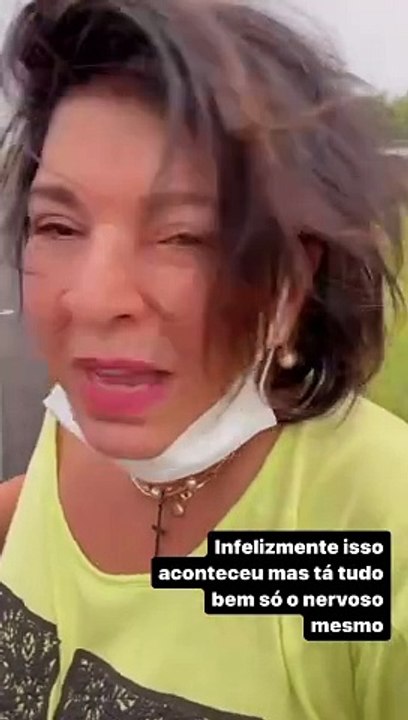Roberta Miranda sofre acidente de carro e mostra estragos: 'Susto terrível'