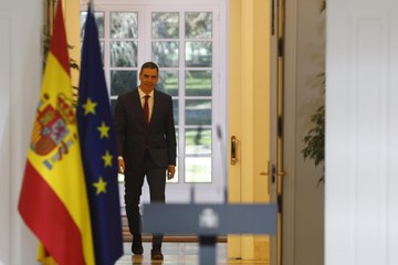 Sánchez anuncia que el nuevo titular de Economía se conocerá este viernes