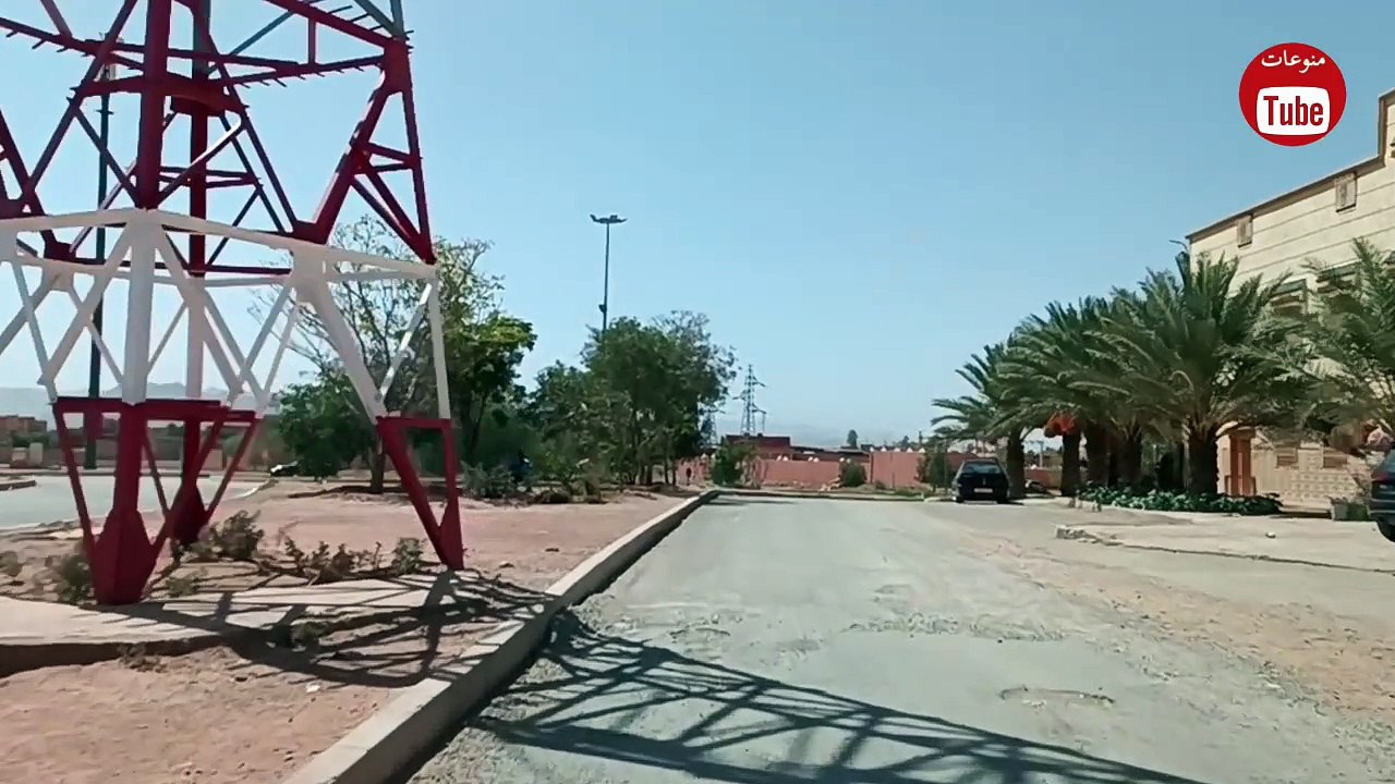 لن تتخيل ما وقع لسائق الشاحنة أثناء الطريق وما وقع بعدها شيئ لا يصدق